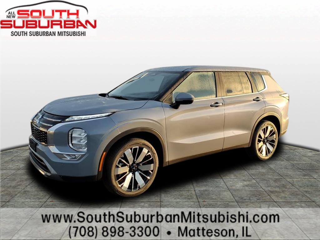 2025 Mitsubishi Outlander SE's photo