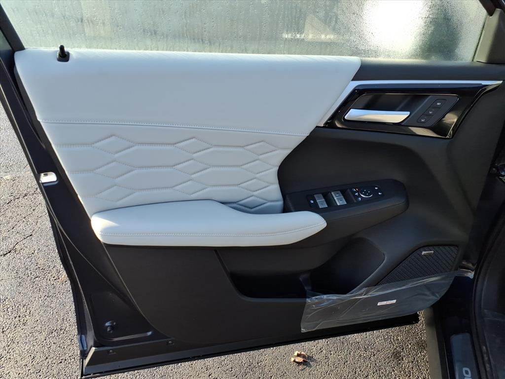 2026 Mitsubishi Outlander SEL - Photo 21