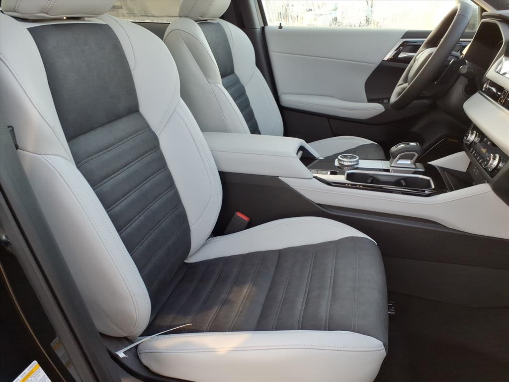 2026 Mitsubishi Outlander SE - Photo 19