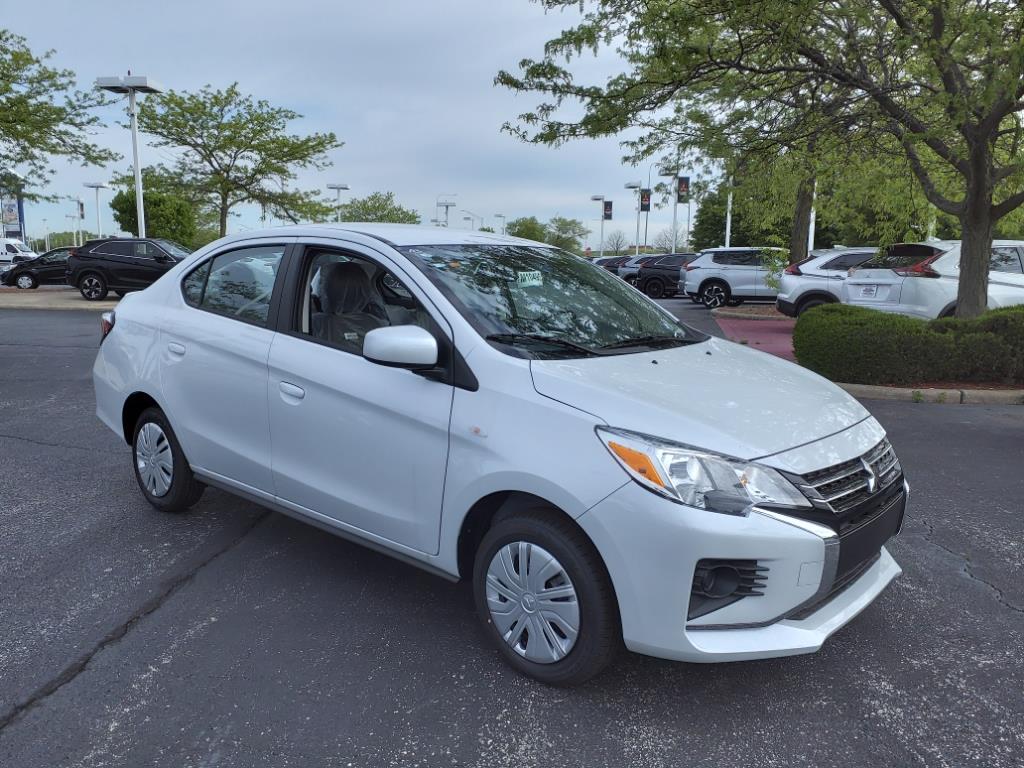 2024 Mitsubishi Mirage G4 ES photo 3