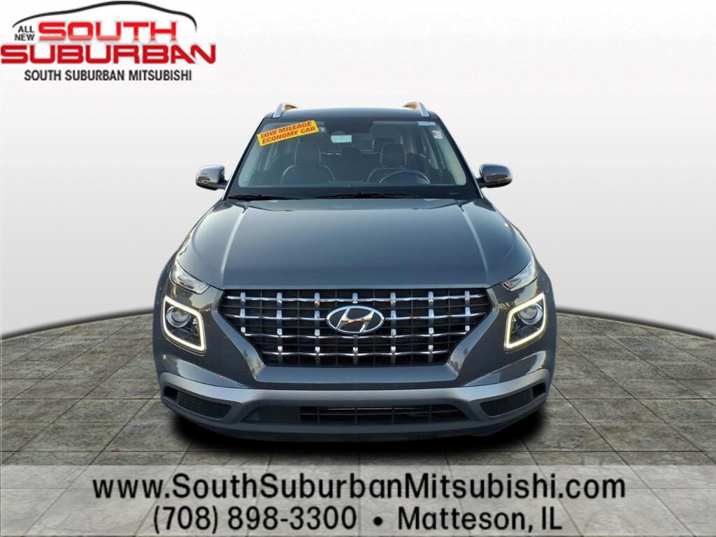 Used 2024 Hyundai Venue SEL SUV
