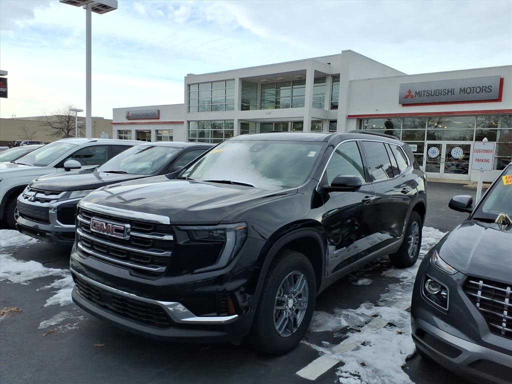 2025 GMC Acadia Elevation's photo