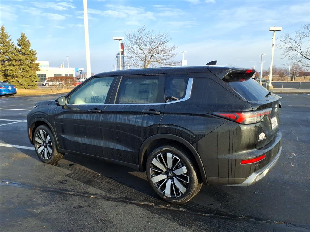 2026 Mitsubishi Outlander SE - Photo 7