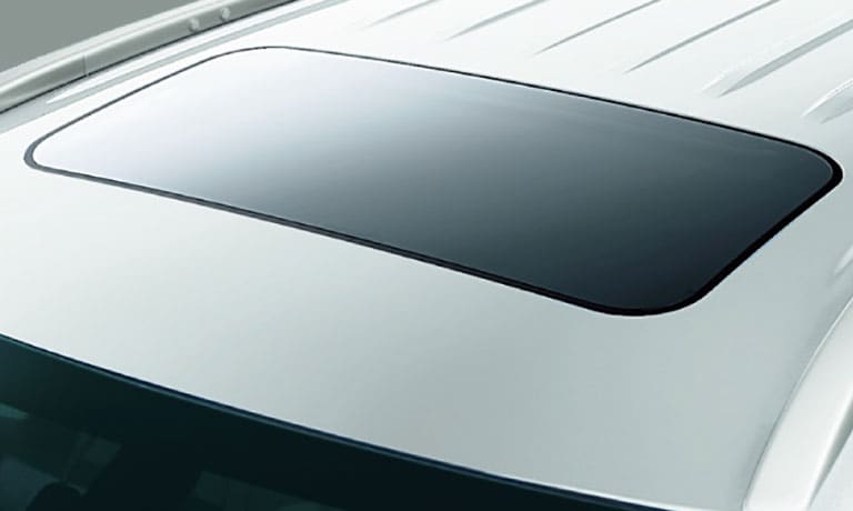 2019 Mitsubishi Outlander PHEV sunroof