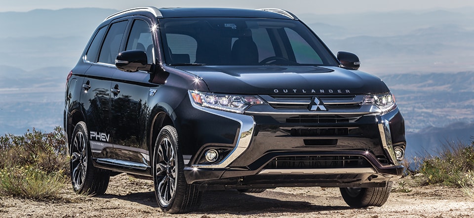 2018 Mitsubishi Outlander PHEV.jpg