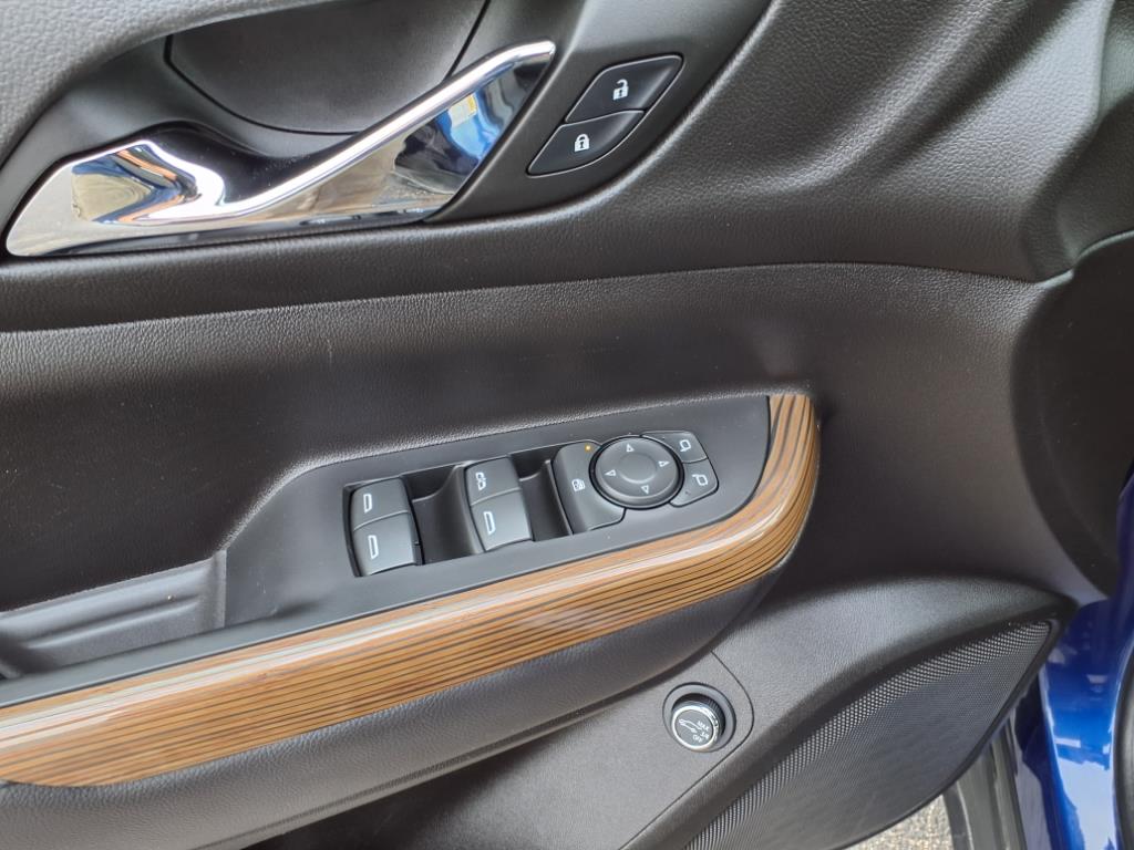 2023 GMC Acadia SLE - Photo 24
