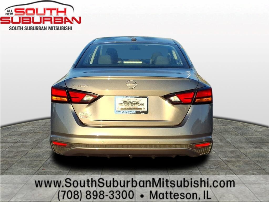 Used 2025 Nissan Altima SV Sedan