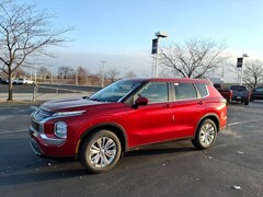 2026 Mitsubishi Outlander ES SUV