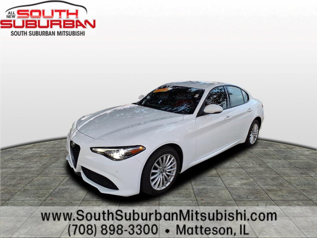 2022 Alfa Romeo Giulia Base