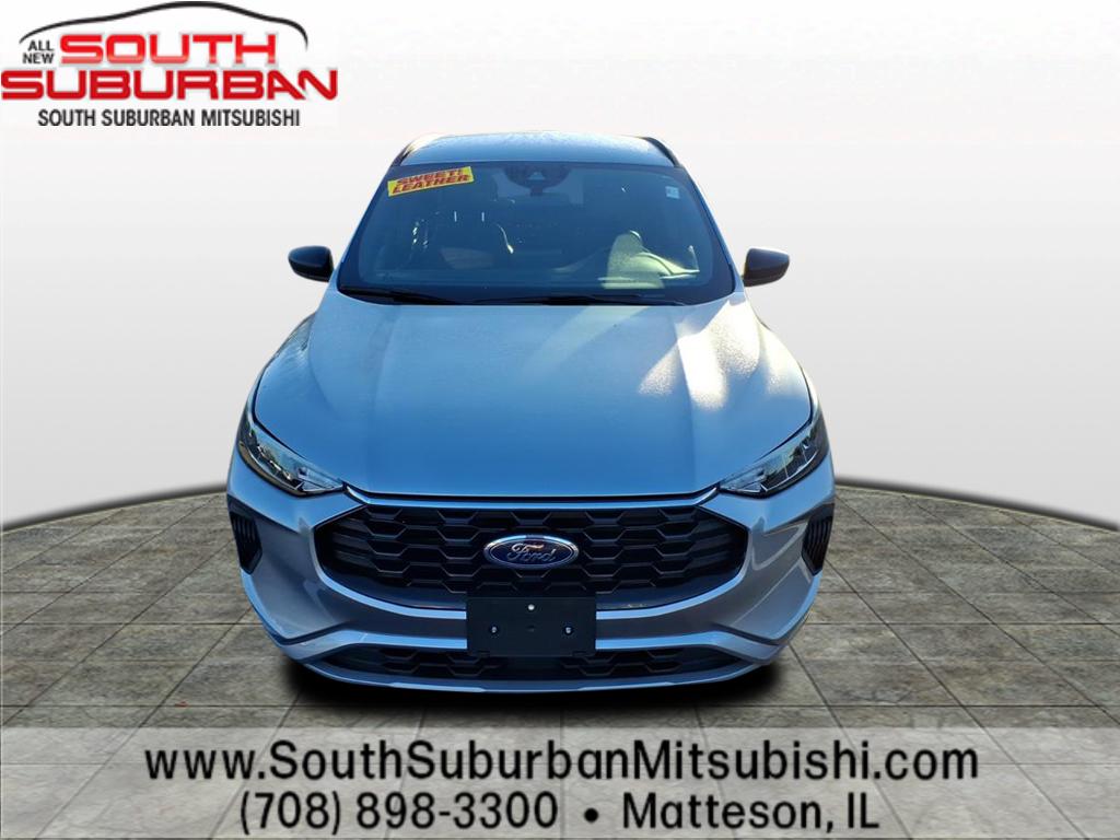 2024 Ford Escape ST-Line photo 2