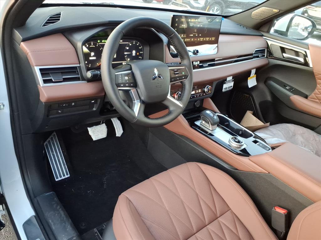 2026 Mitsubishi Outlander SEL - Photo 10