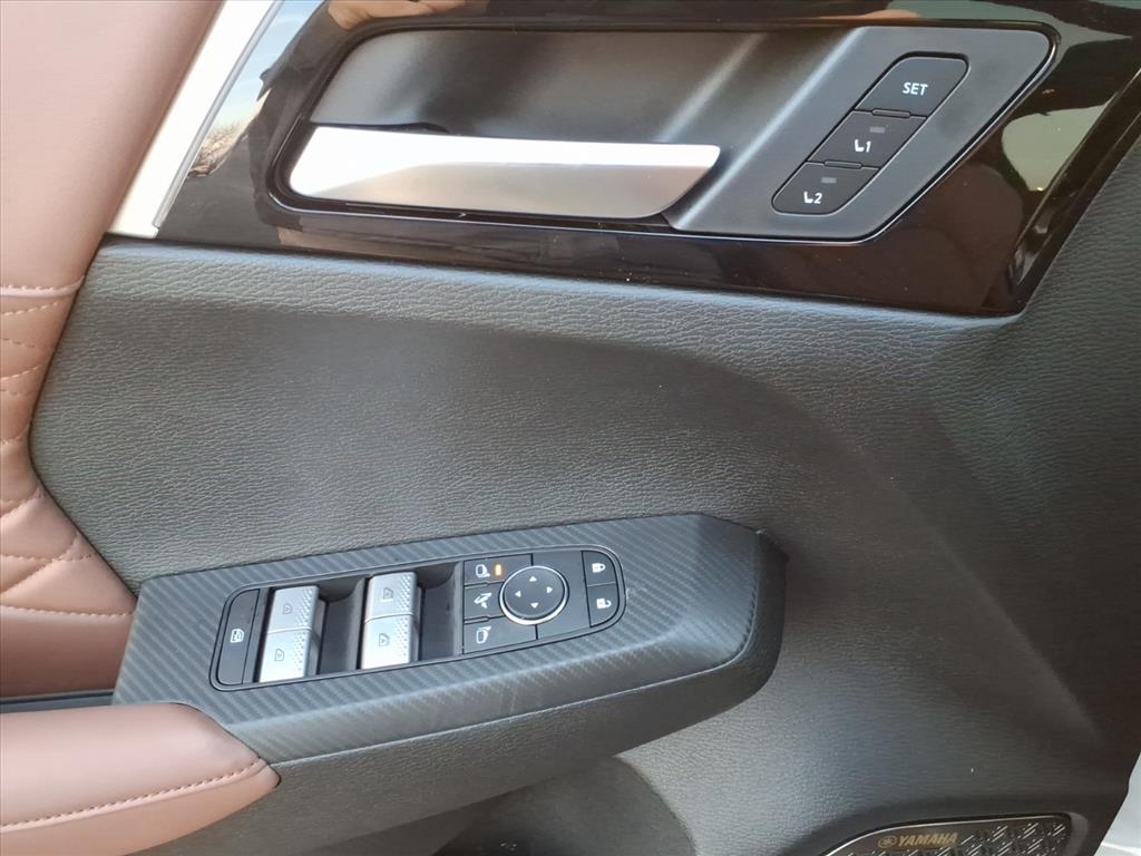 2026 Mitsubishi Outlander SEL - Photo 20