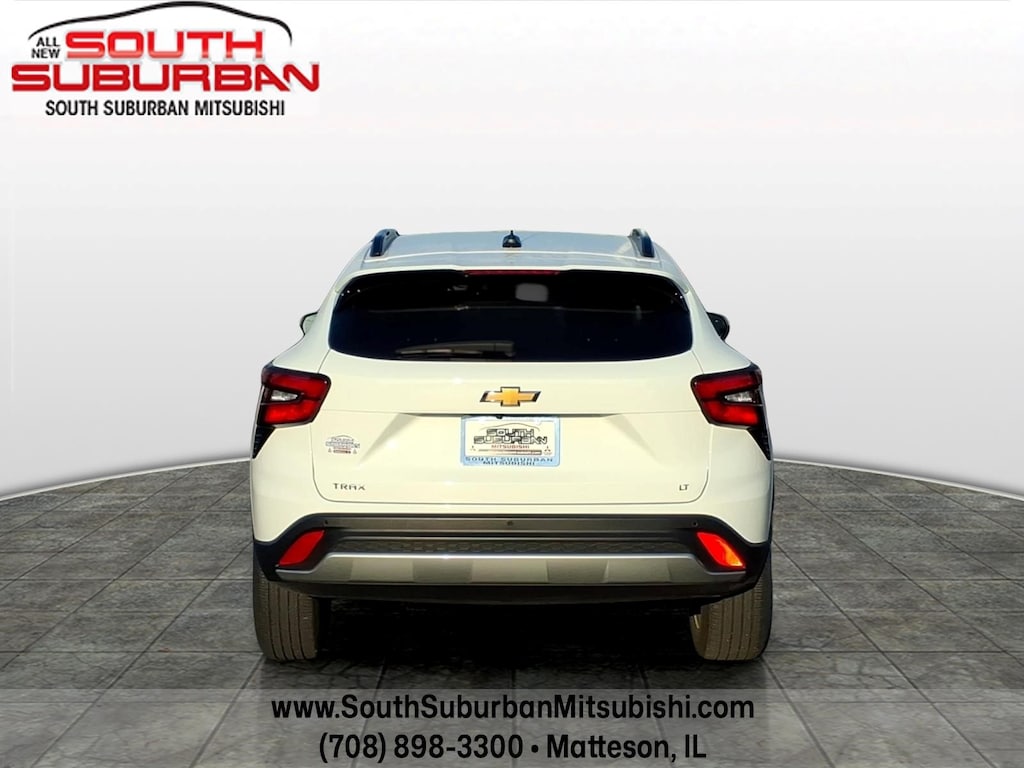 Used 2025 Chevrolet Trax LT SUV