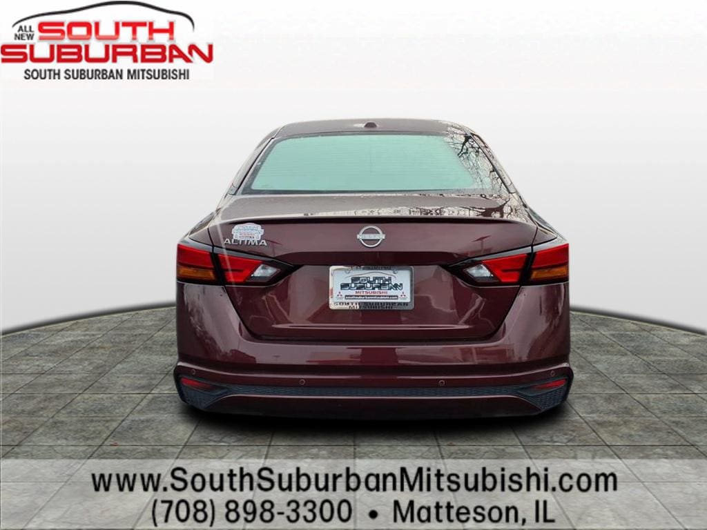 Used 2025 Nissan Altima SV Sedan