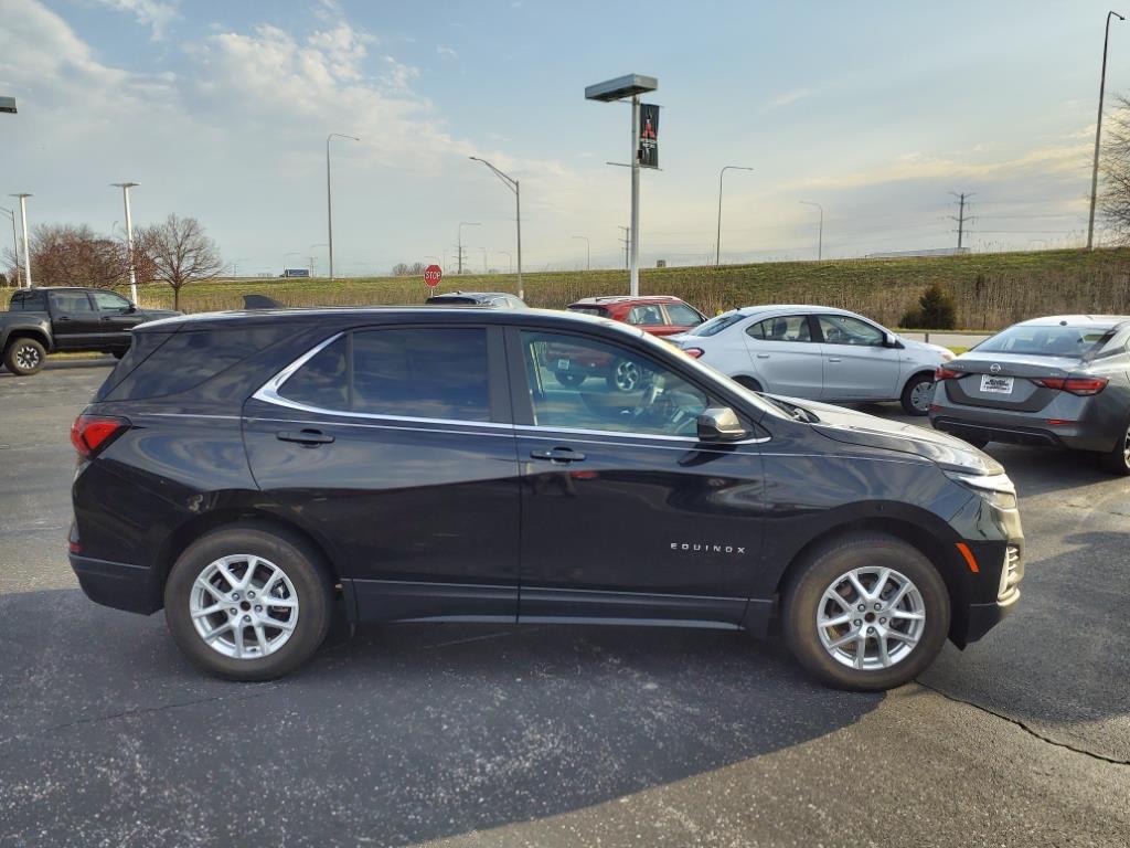 2023 Chevrolet Equinox photo 4