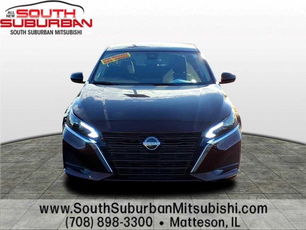 Used 2025 Nissan Altima SV Sedan
