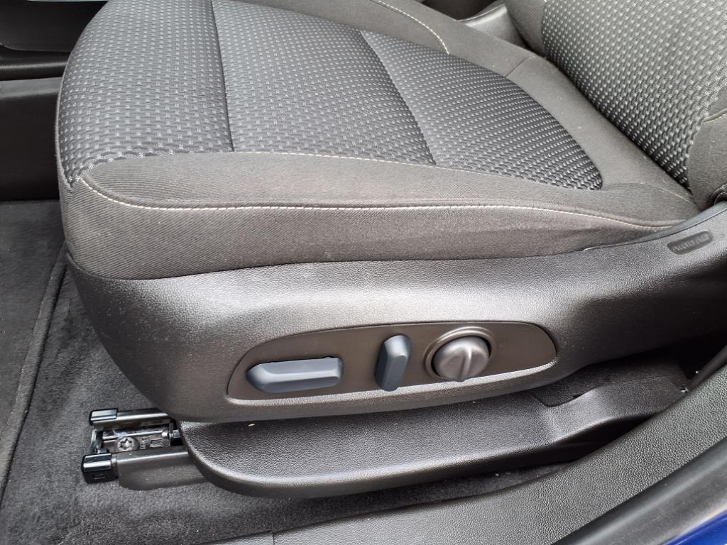 2023 GMC Acadia SLE - Photo 12