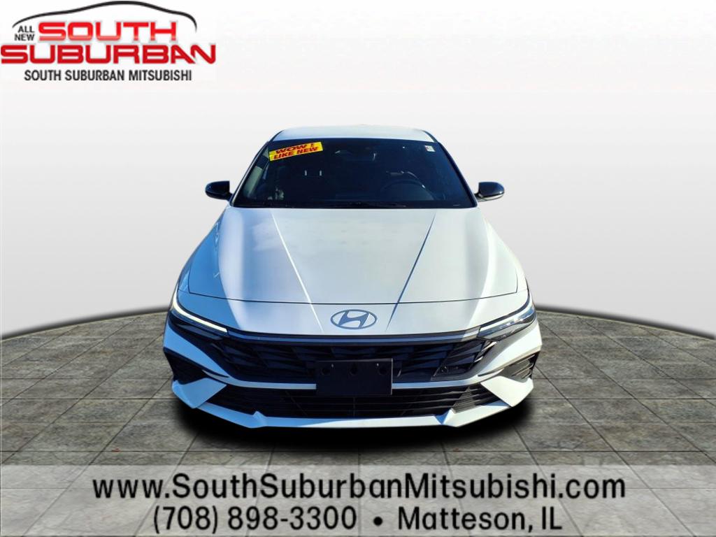 2025 Hyundai Elantra SEL Sport photo 2