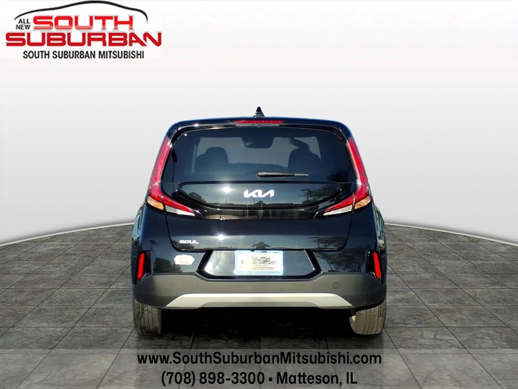 Used 2025 Kia Soul LX Hatchback