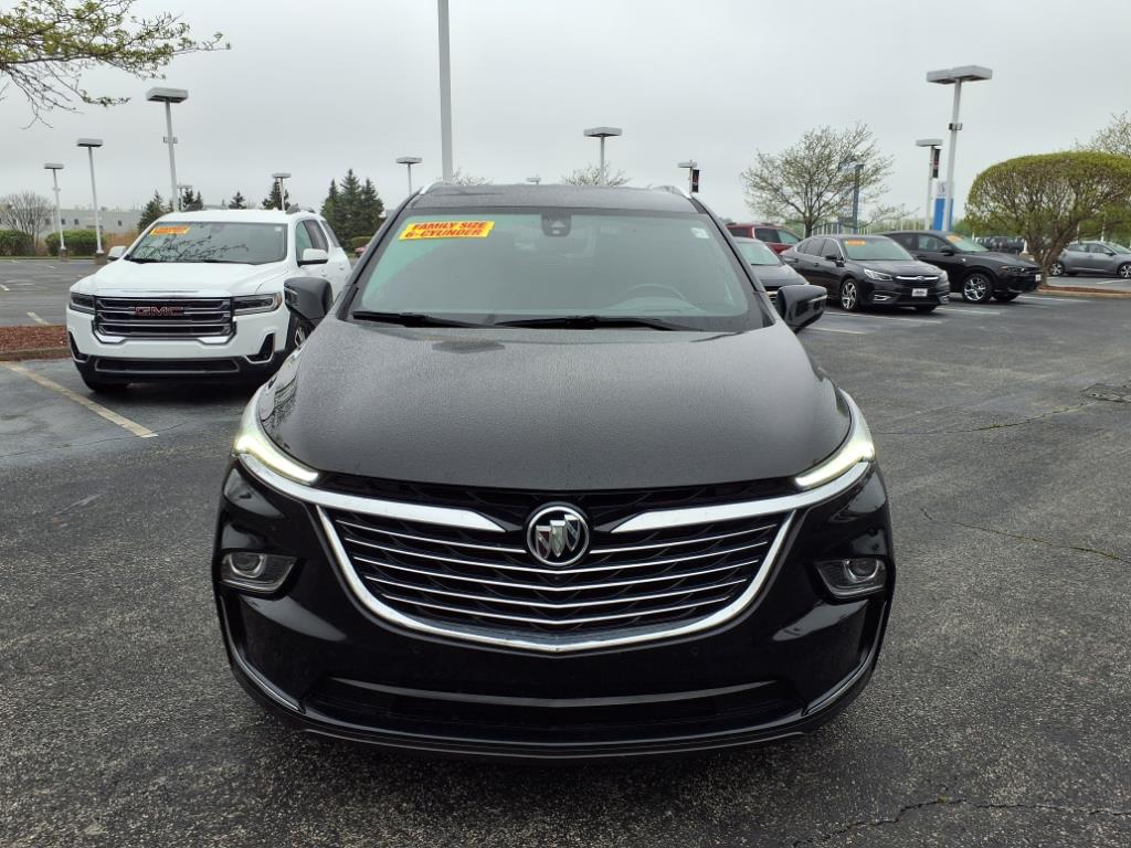 2024 Buick Enclave Premium photo 2