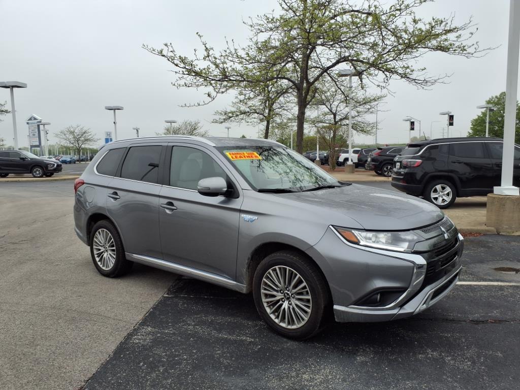 2022 Mitsubishi Outlander PHEV SEL photo 4