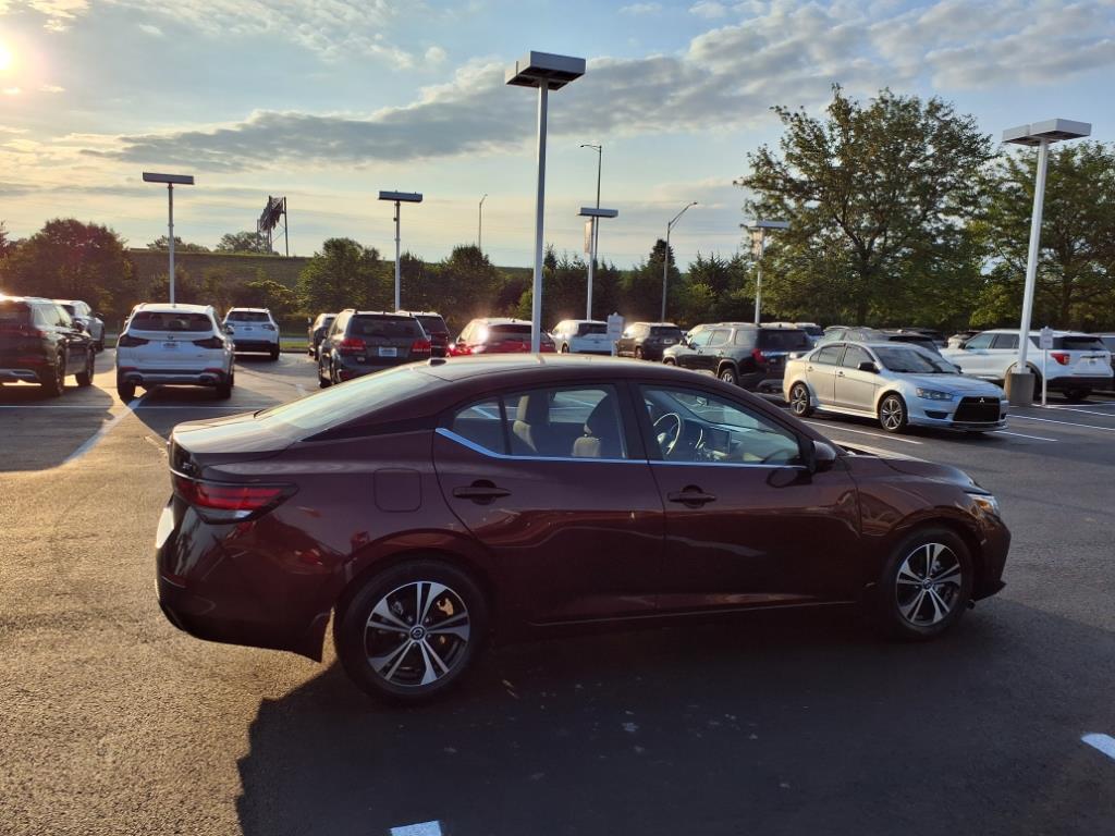2022 Nissan Sentra SV photo 4