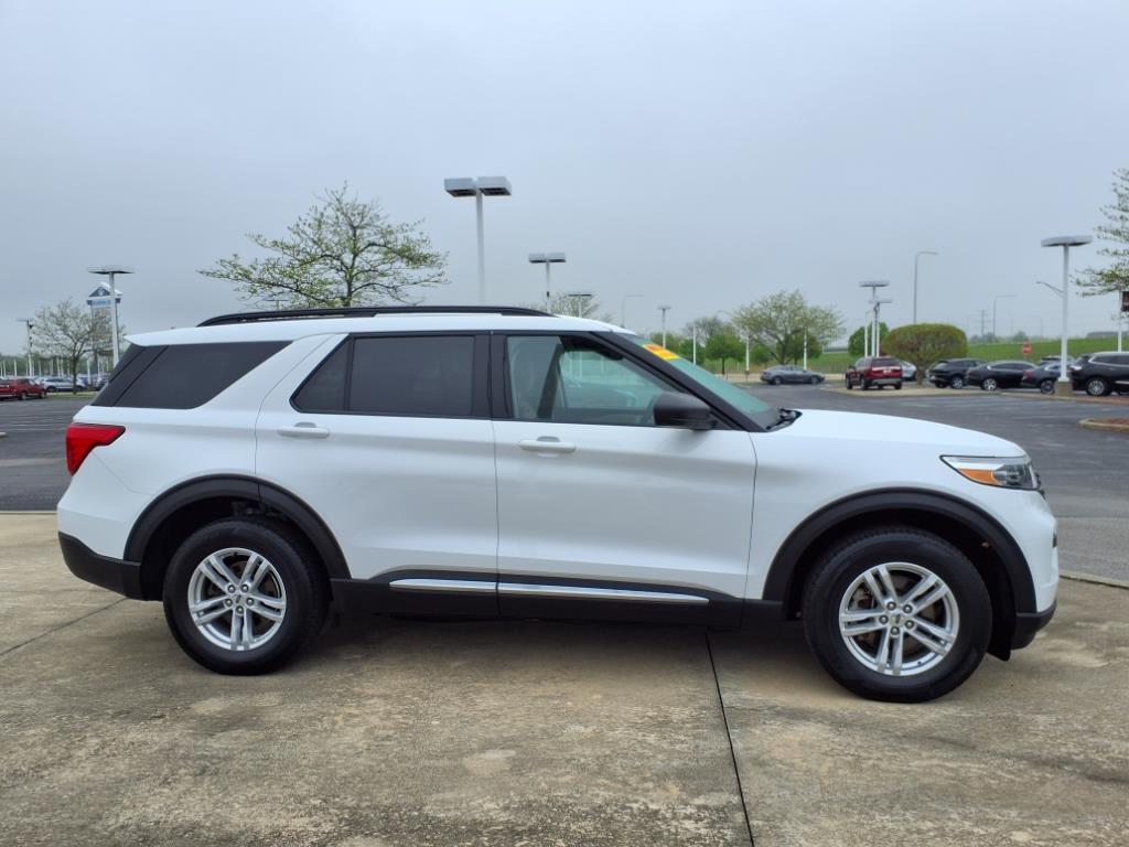 2022 Ford Explorer XLT photo 4