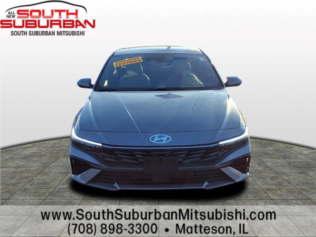 Used 2025 Hyundai Elantra Hybrid Limited Sedan