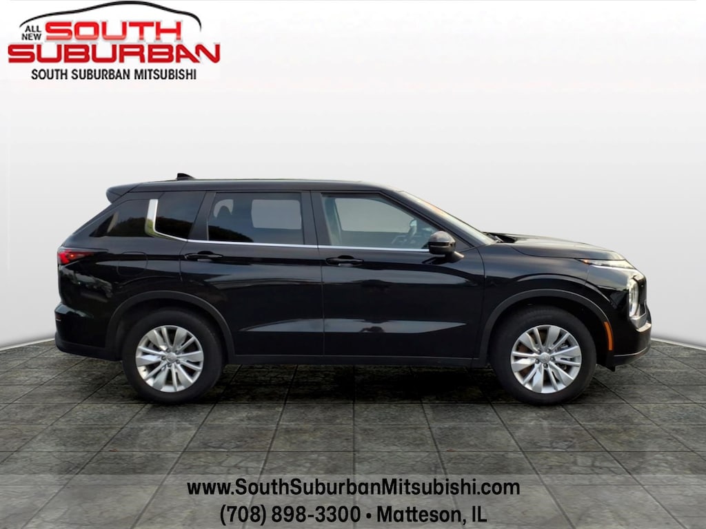 Used 2025 Mitsubishi Outlander ES SUV