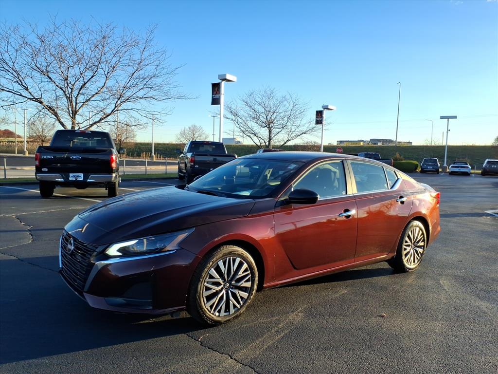 2025 Nissan Altima SV