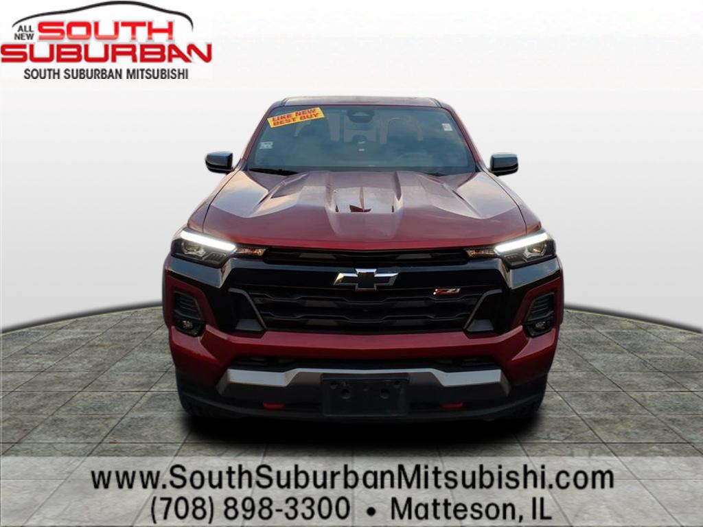 2023 Chevrolet Colorado Z71 photo 2