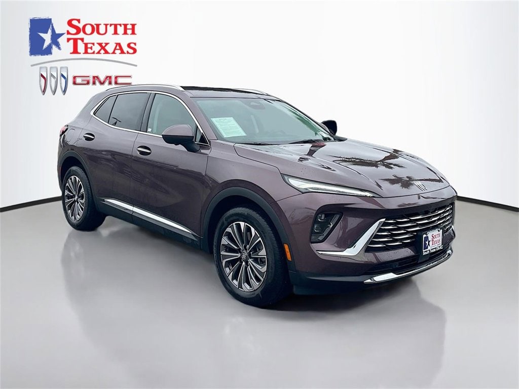 2025 Buick Envision Preferred's photo