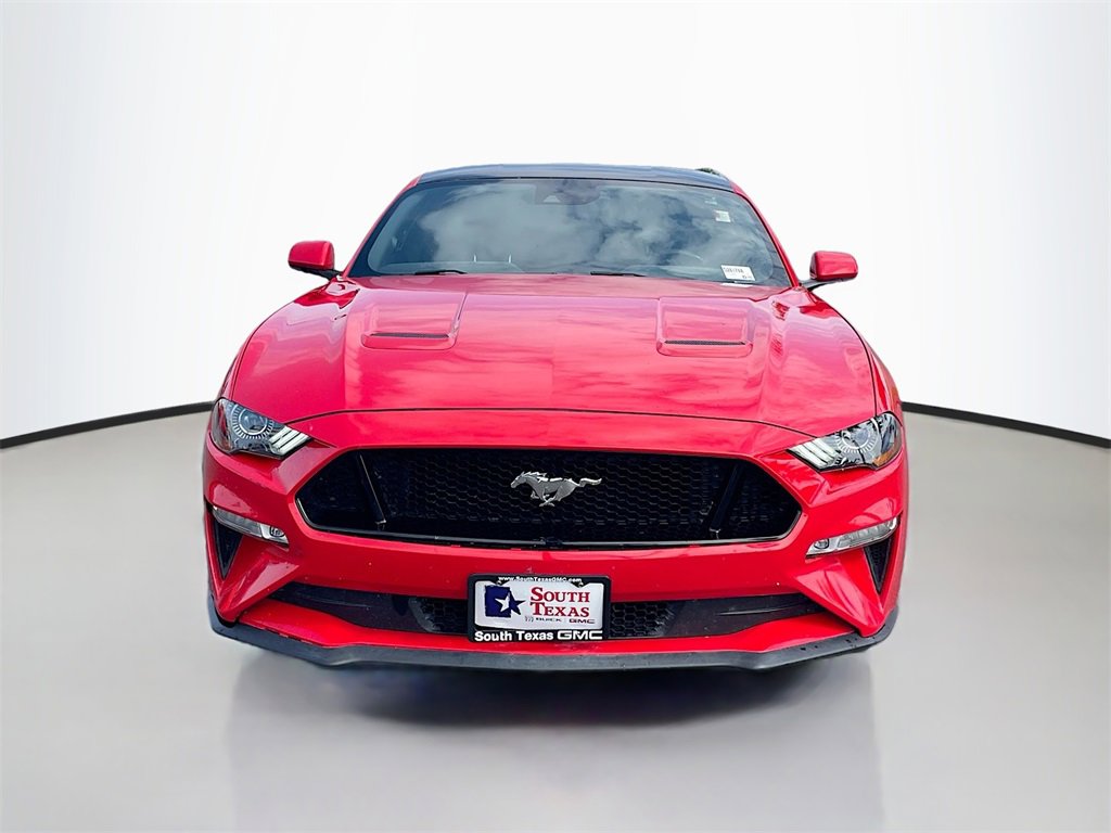 2022 Ford Mustang GT photo 2