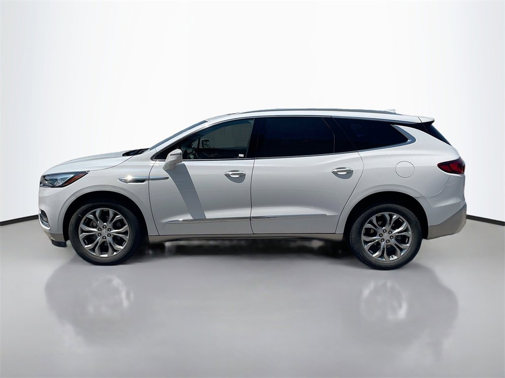 2019 Buick Enclave Avenir photo 2
