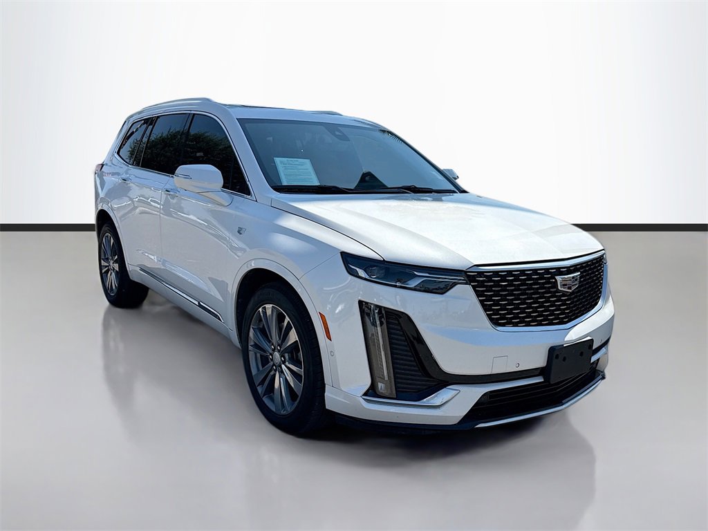 2022 Cadillac XT6 Premium Luxury photo 3