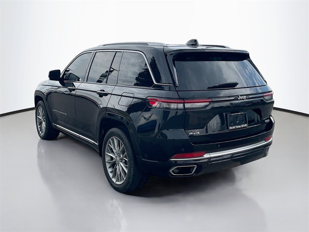 2023 Jeep Grand Cherokee Summit photo 4