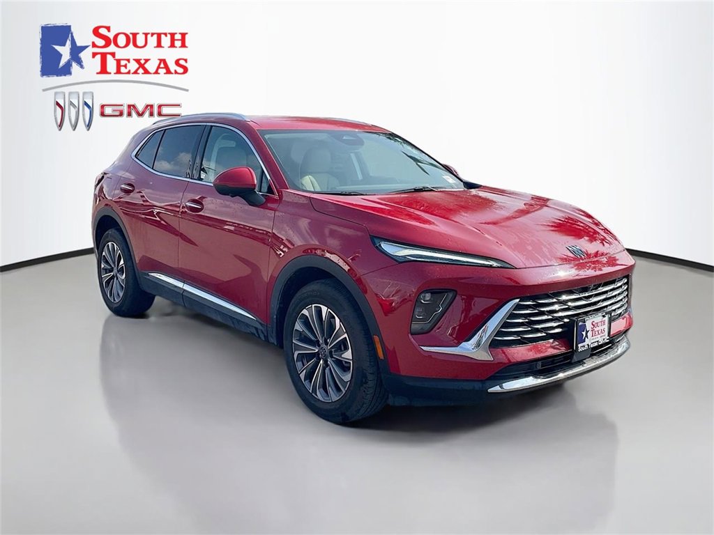 2025 Buick Envision Preferred's photo