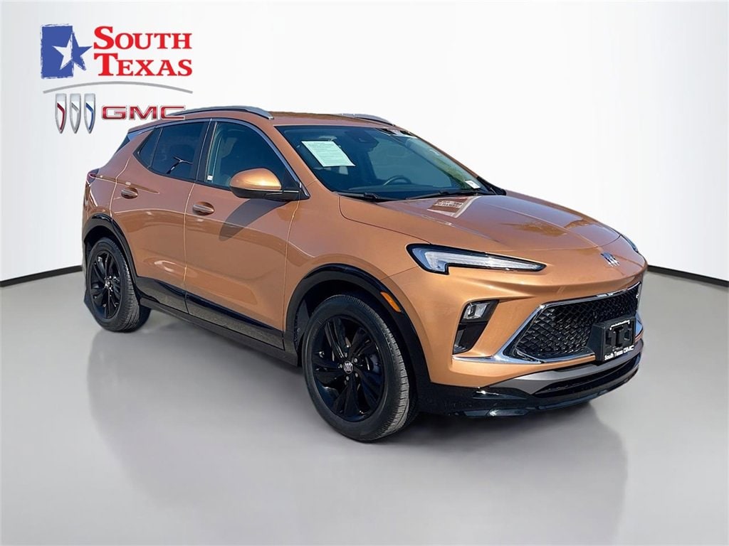 2024 Buick Encore GX Sport Touring's photo