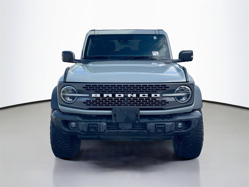 2022 Ford Bronco Badlands photo 2