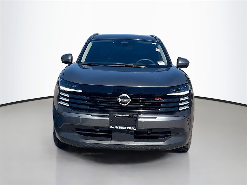 2025 Nissan Kicks SR photo 2