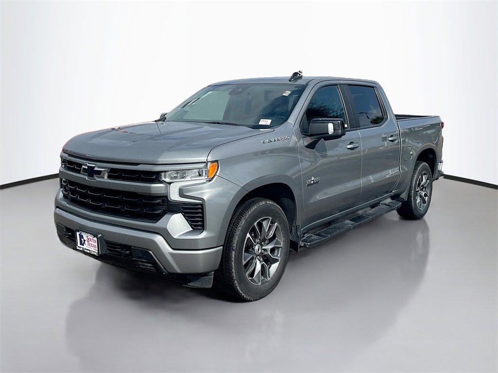 2023 Chevrolet Silverado RST photo 3