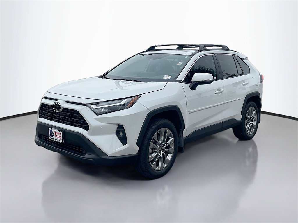 2025 Toyota RAV4 XLE Premium photo 2
