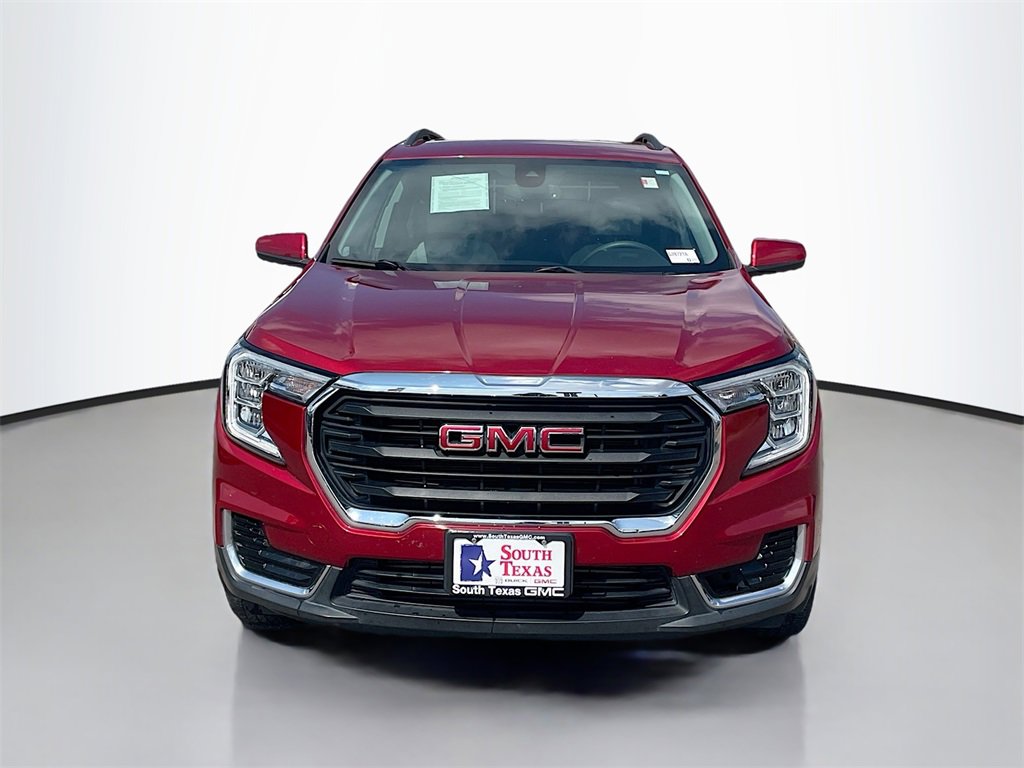 2022 Gmc Terrain SLE photo 2