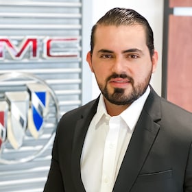 Staff member SERGIO RODRIGUEZ from ID_569d138adfd6