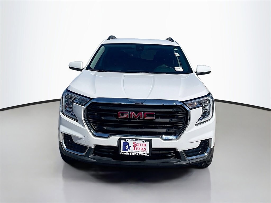 Used 2022 GMC Terrain SLE SUV