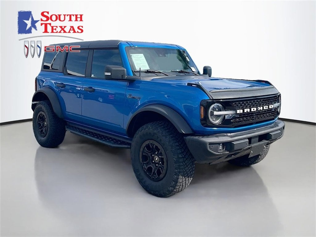 2022 Ford Bronco 4-Door Wildtrak's photo