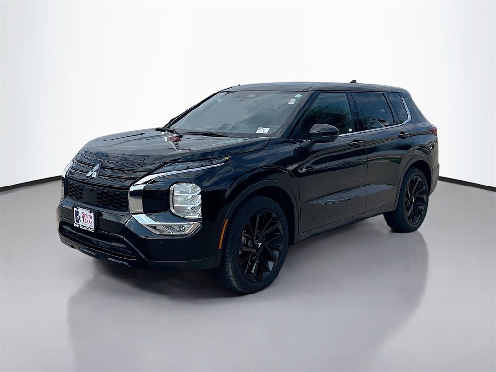 2023 Mitsubishi Outlander SEL photo 2