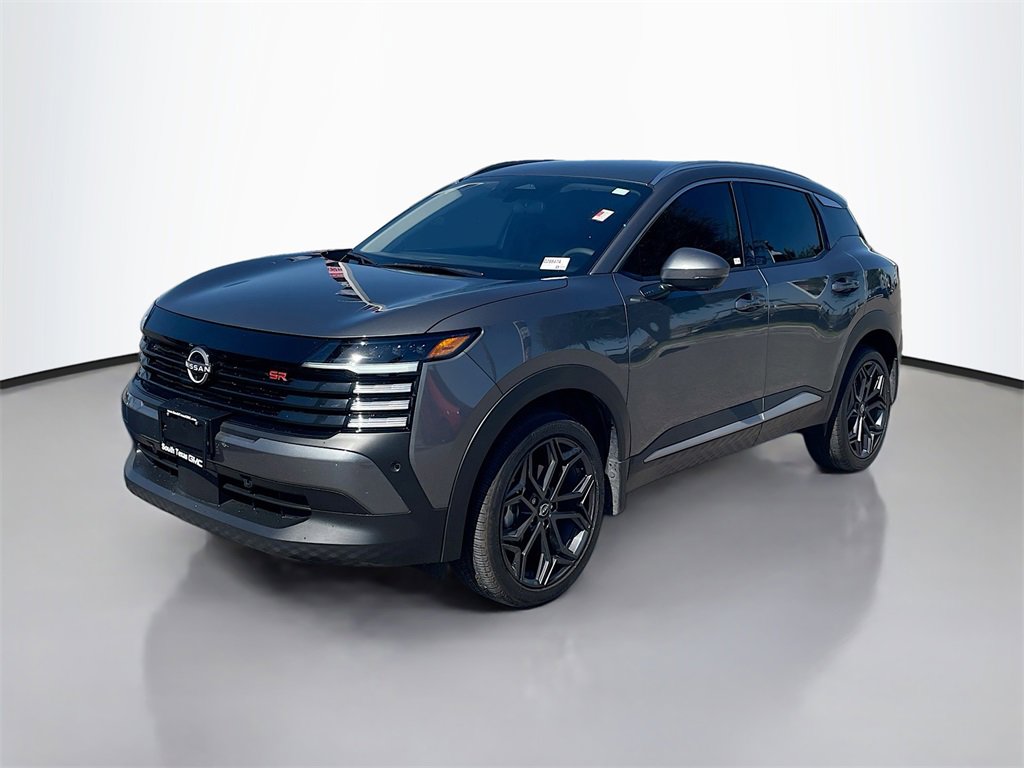 2025 Nissan Kicks SR photo 3