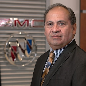 Staff member GEORGE L CASTILLO from ID_fa24e32da4e6