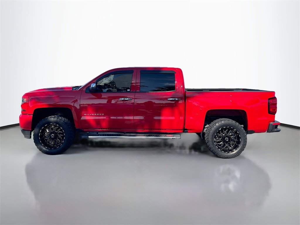 2018 Chevrolet Silverado 1500 Custom photo 4